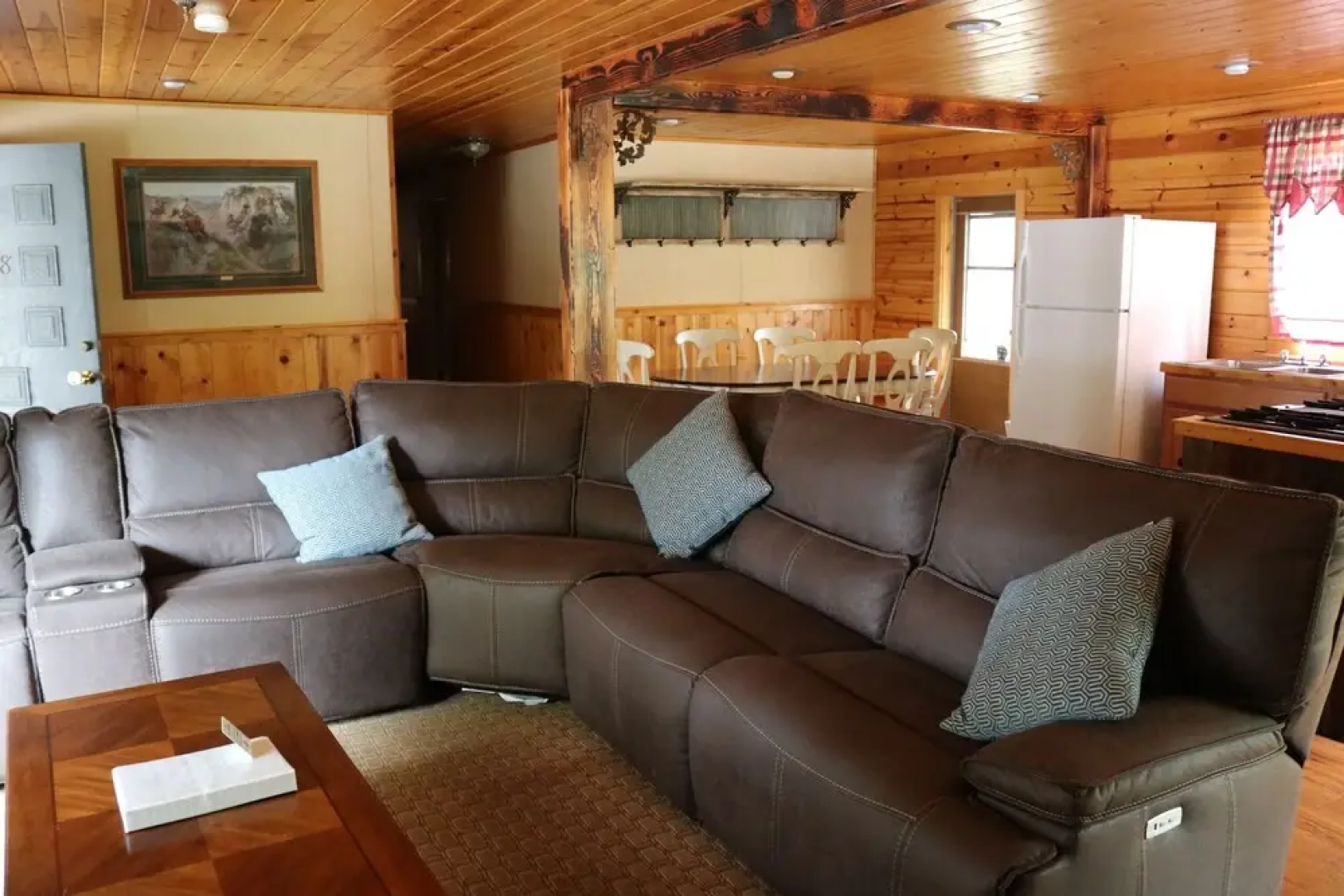 Lake View Lodge