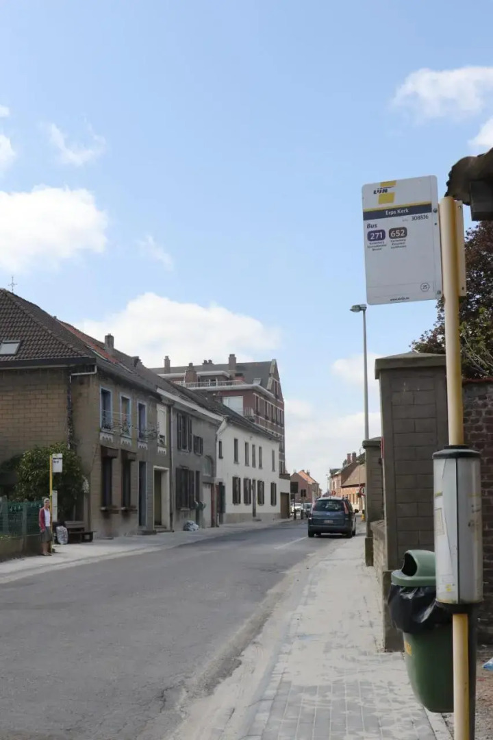 Van Hamme 1642 - 4 bed house