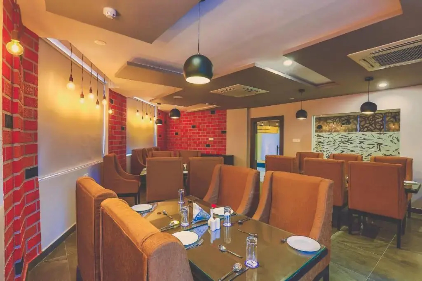 OYO 9265 Blue Lagoon Premium Hotel