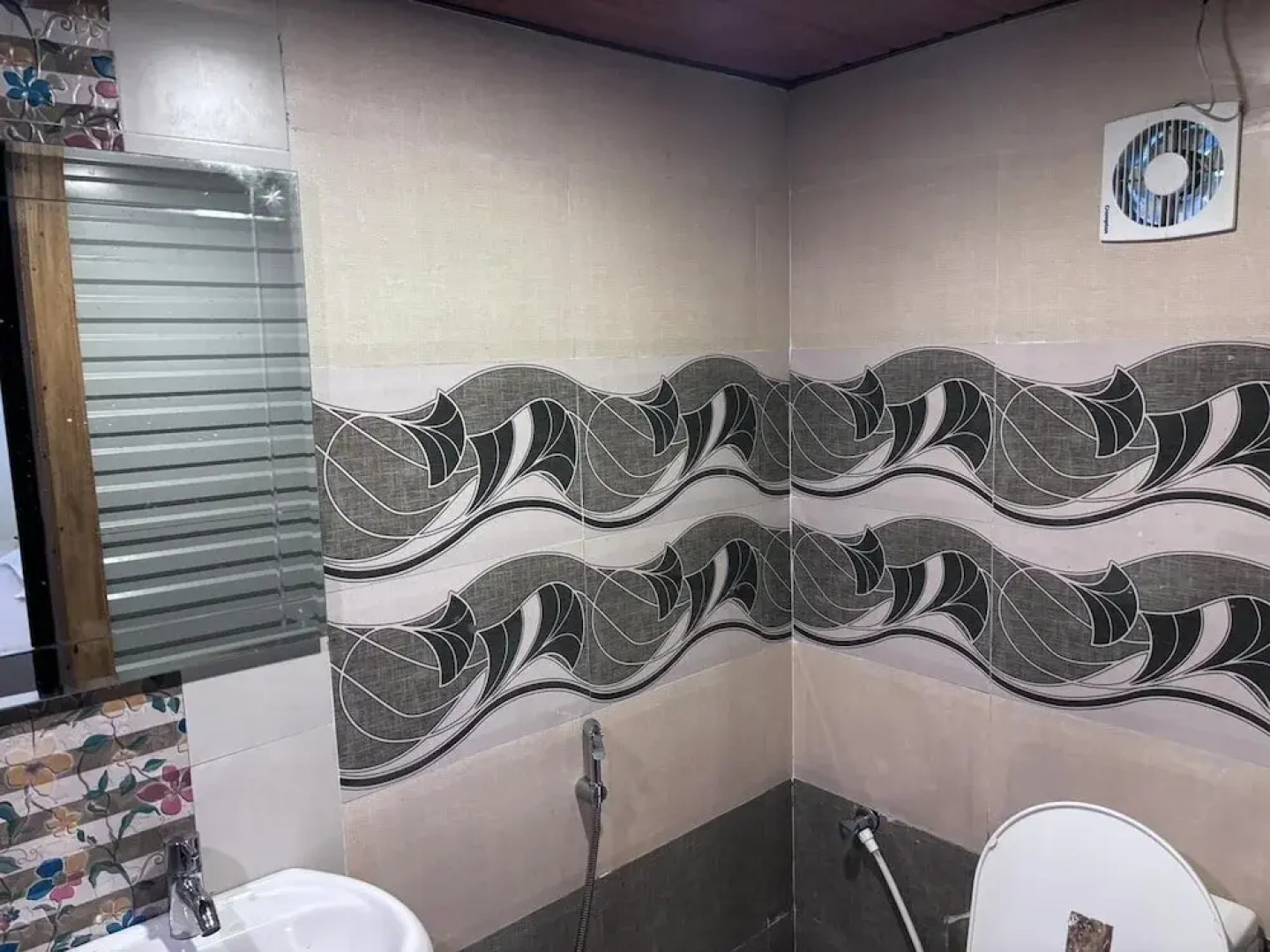 Karmaliz Casa Del Lake