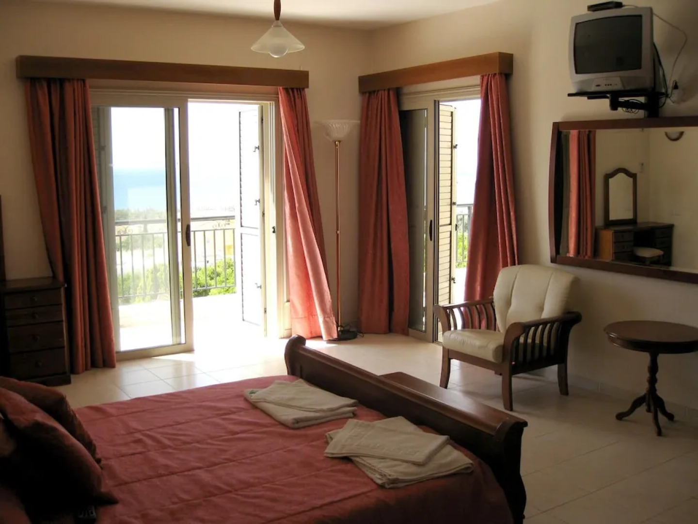 Property With 5 Bedrooms in Argaka Village, Paphos, Cyprus - 800 m From the Beach