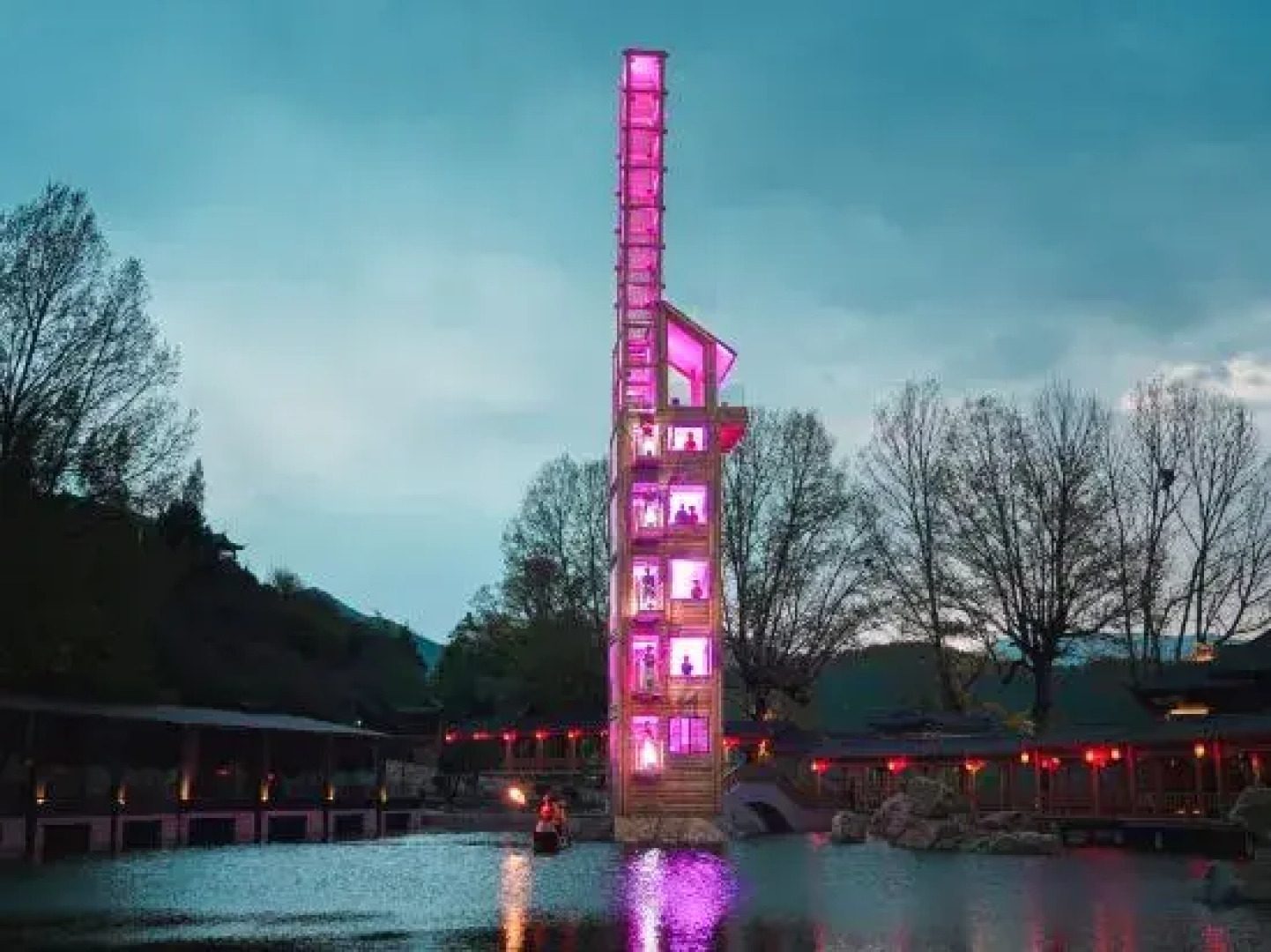 Lugu Lake Mosuo Home Hotel