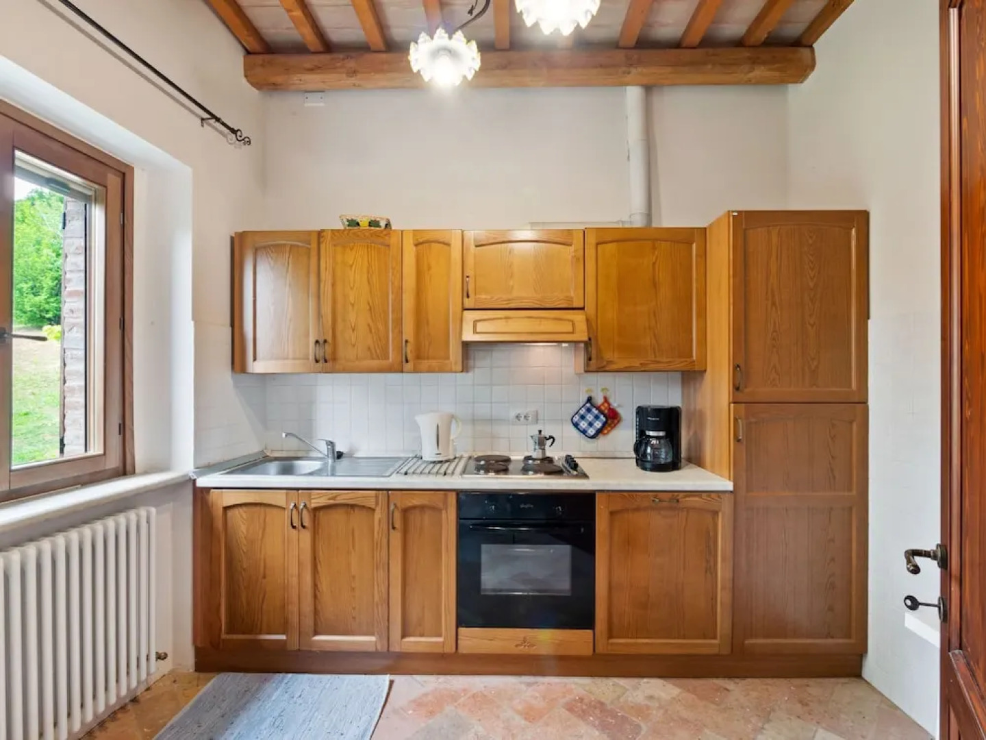 Beautiful Villa in Belforte All'isauro With Swimming Pool