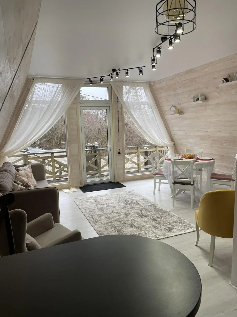 Коттедж на Атажукина