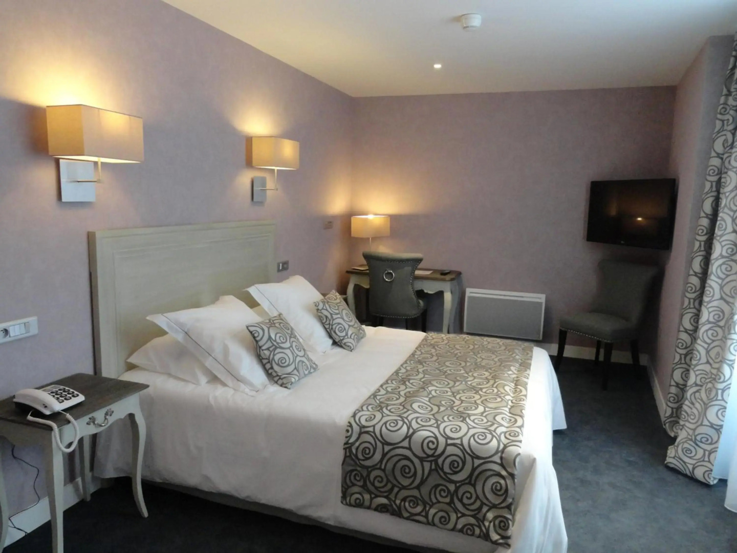 Hotel Le Lion d'Or et restaurant la Table du Lion