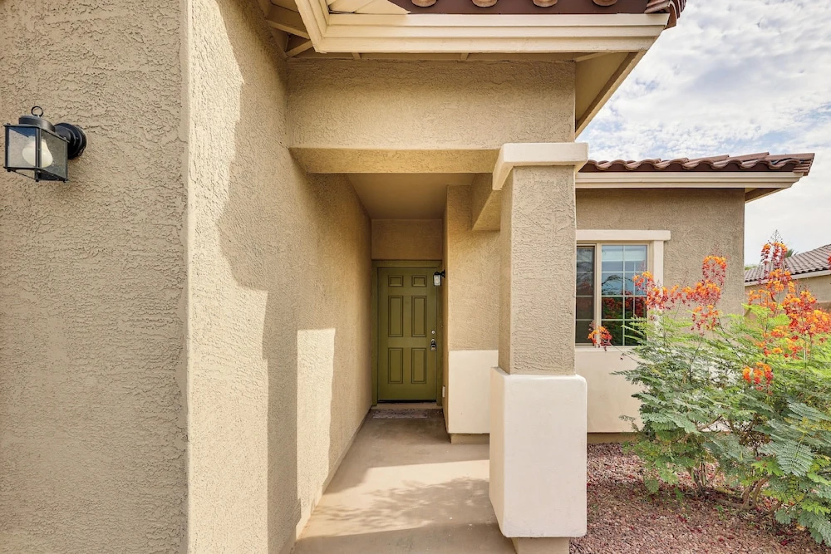 Quiet Casa Grande House Next to Villago Park!