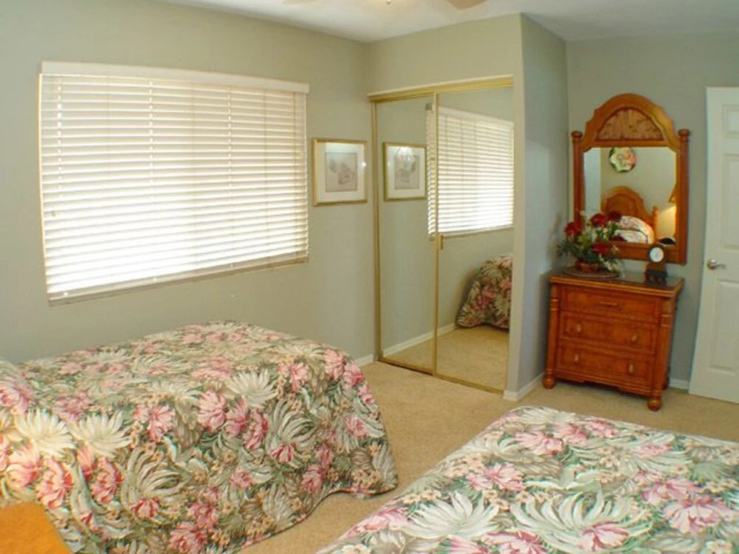 Lokelani Condominiums