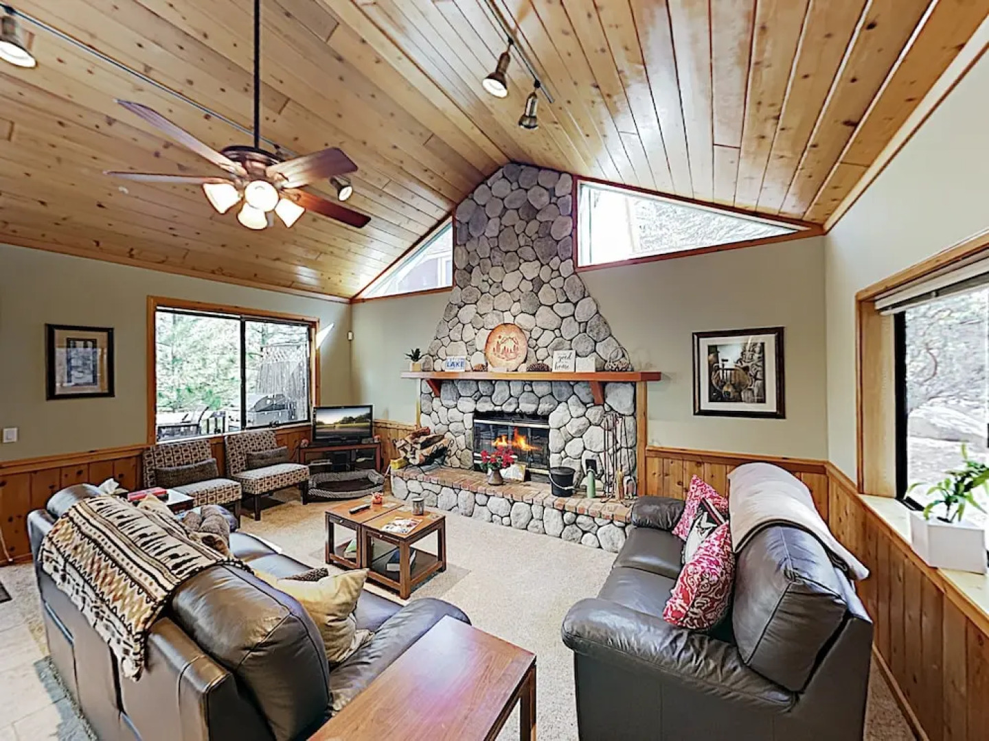 New Listing! Wooded , Decks & Sledding Hill 4 Bedroom Home