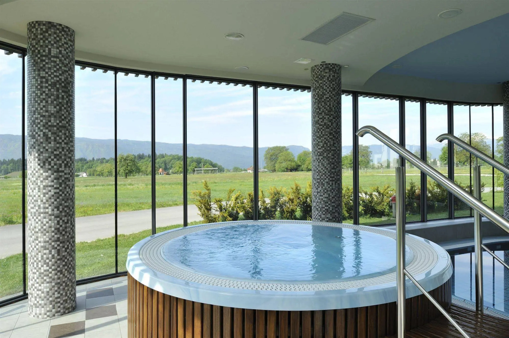 Lambergh Château & Hotel