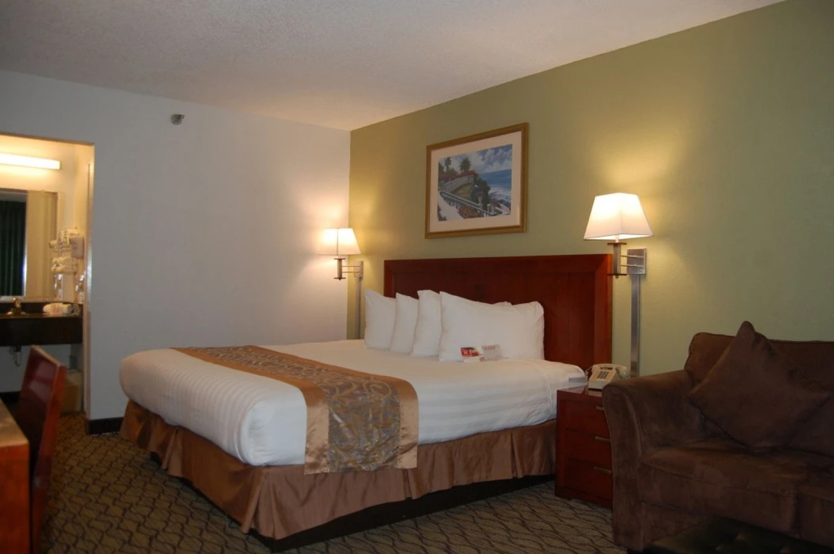 Ramada By Wyndham Temple Terrace/Tampa North