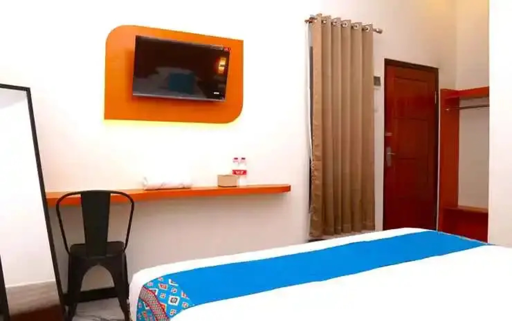 Jazz Room Kampung Inggris Syariah