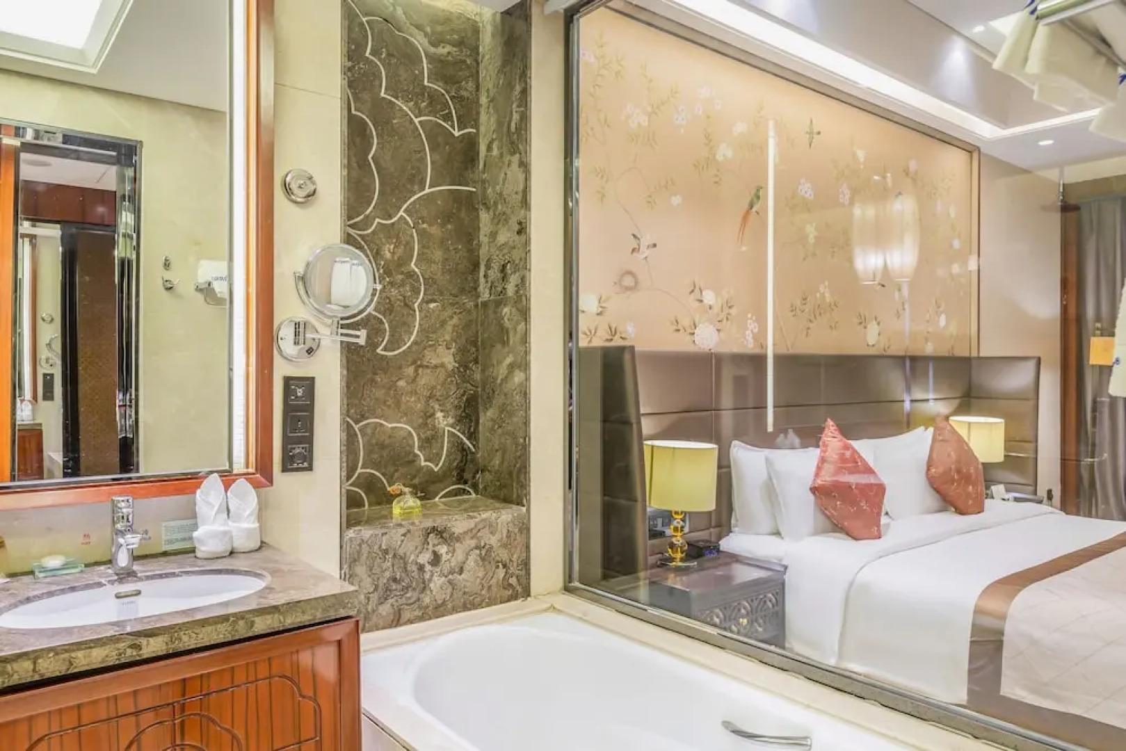 Howard Johnson Zhongtai Plaza Hotel Nanyang