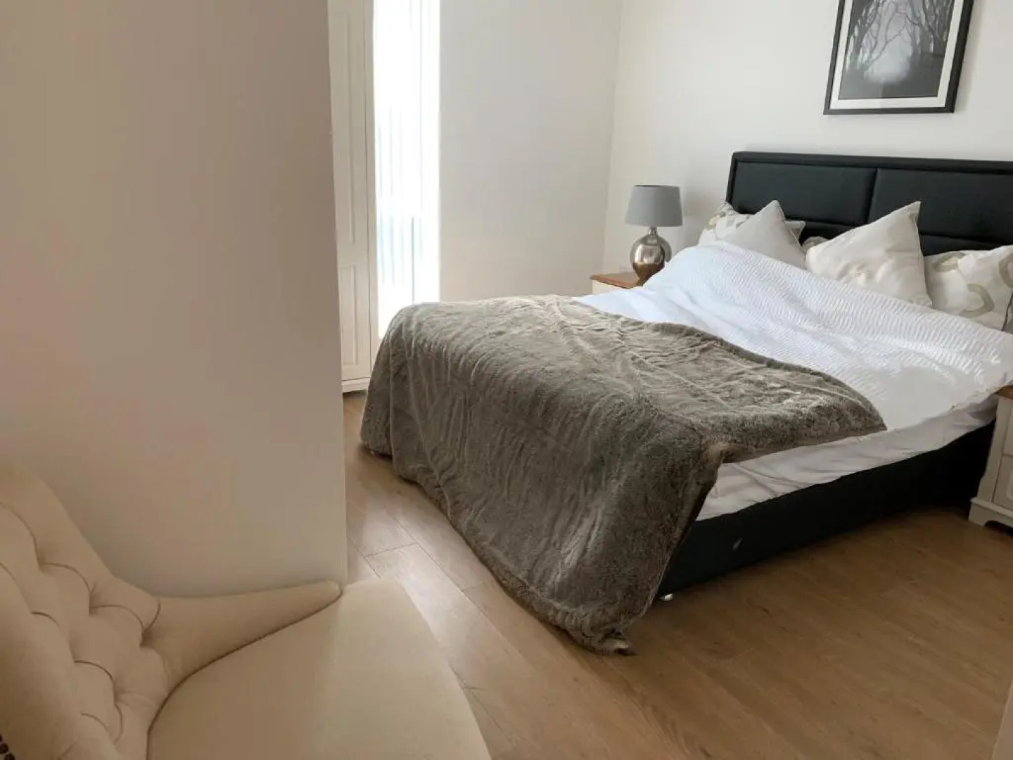 Bracknell - Stunning 2 bedroom Flat with Spectacular Views