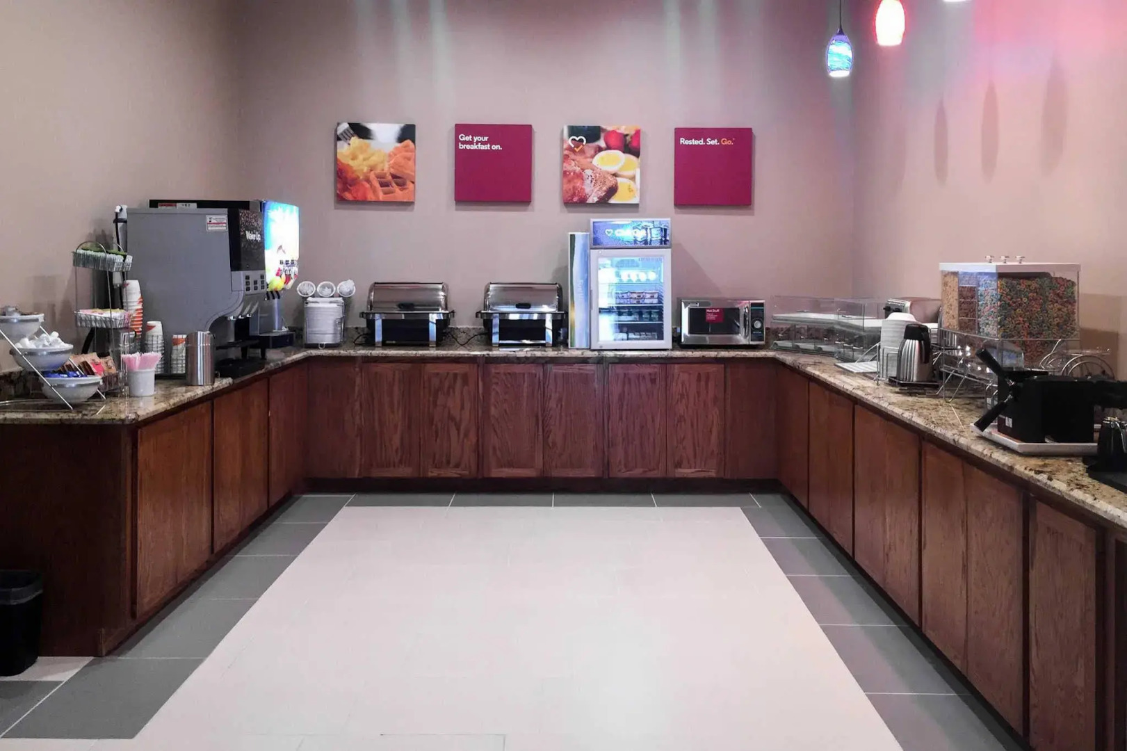 Comfort Suites University