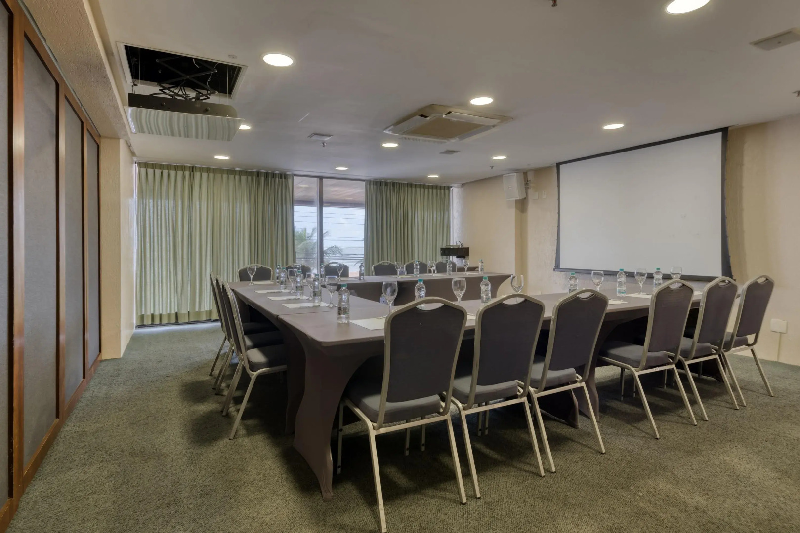 Quality Suites Vila Velha