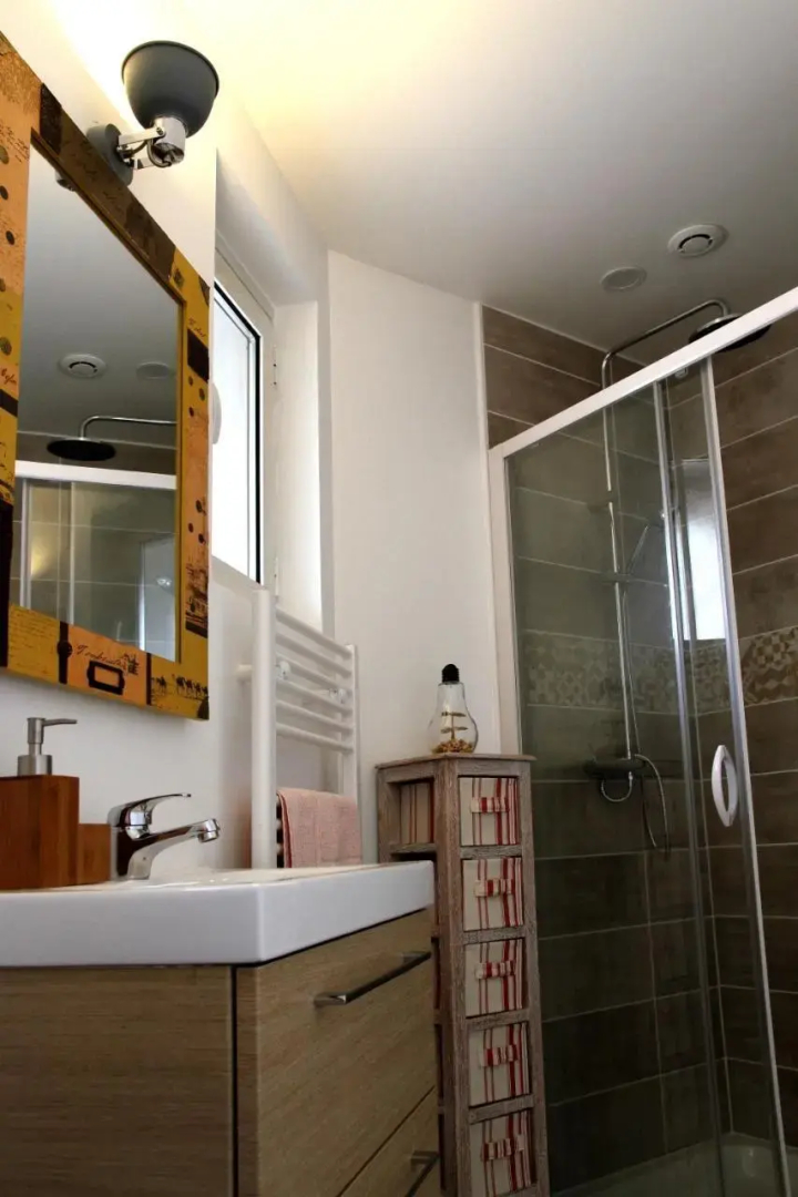 T2 LE GREEN SPA SAUNA & BALNEO tout confort.
