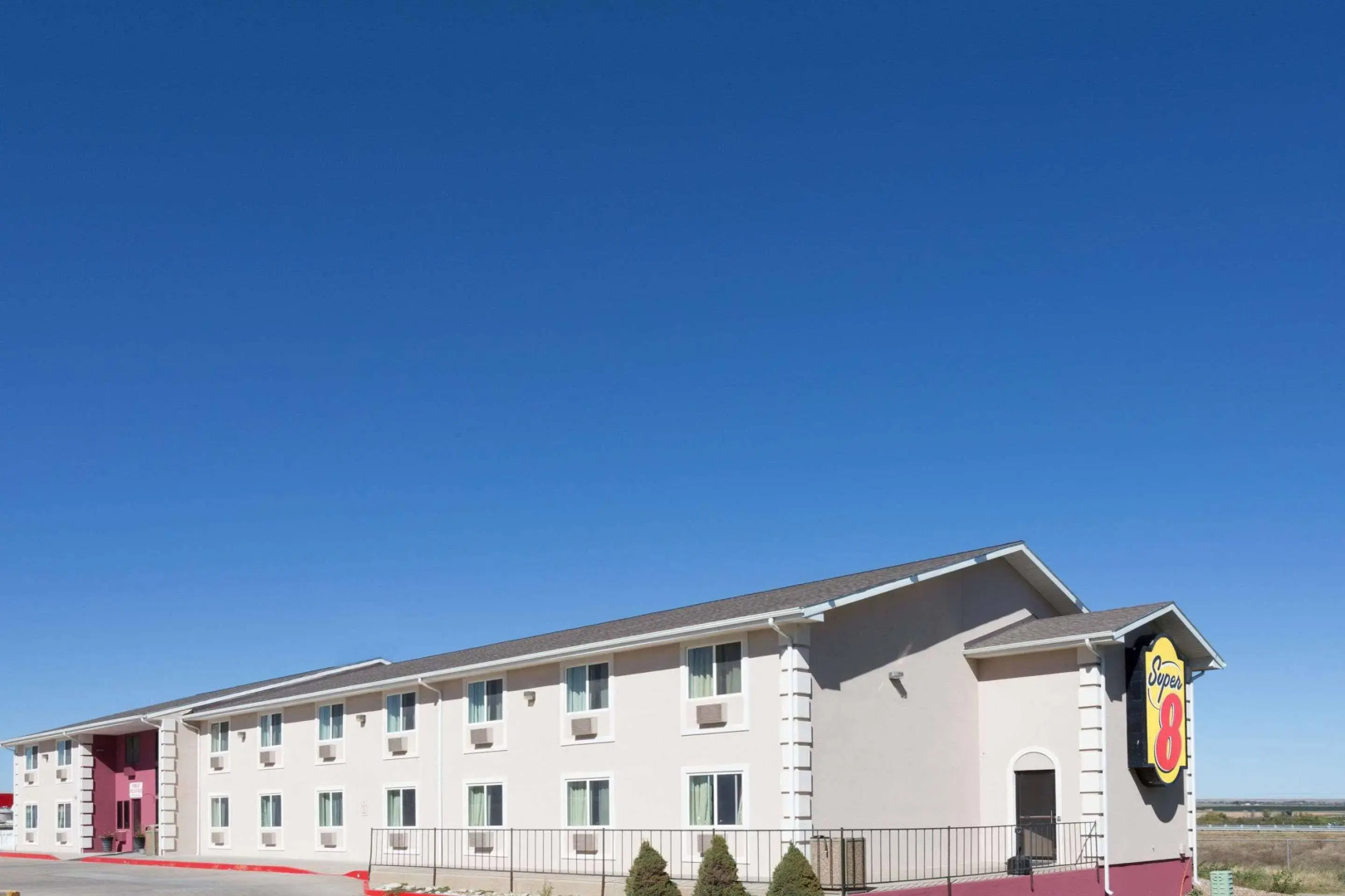 Super 8 By Wyndham Ft. Morgan