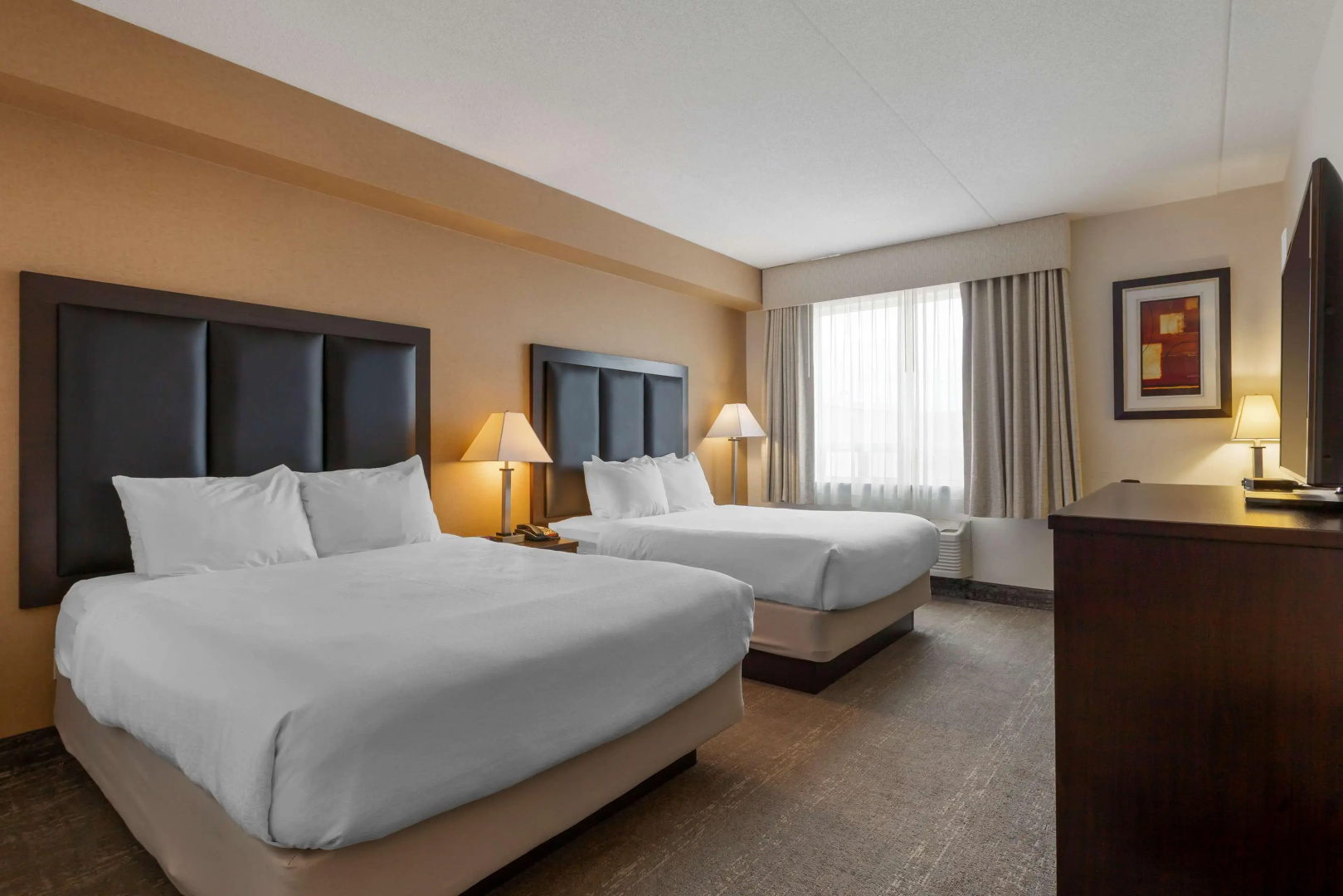 Best Western Plus Burlington Inn & Suites