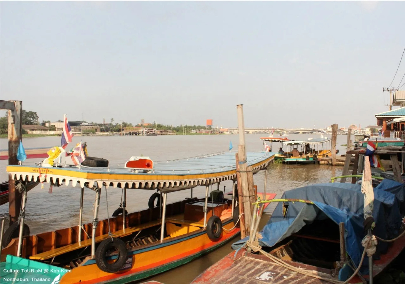 Bed by Cruise at Samakkhi-Tivanont