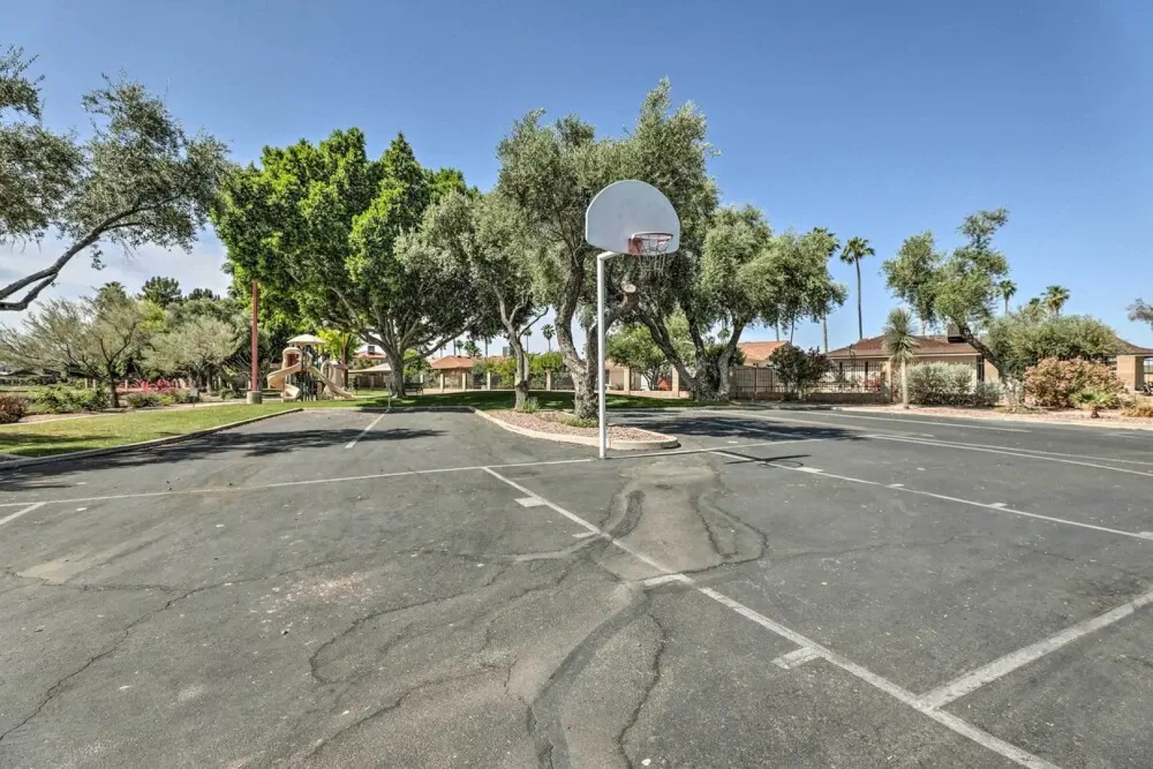 Pet-friendly Mesa Home w/ Community Amenities!
