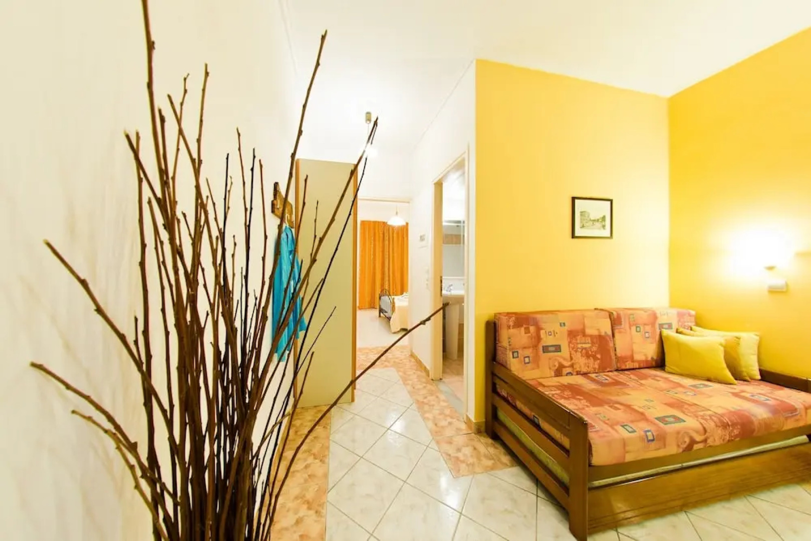 Remezzo Apartments & Studios