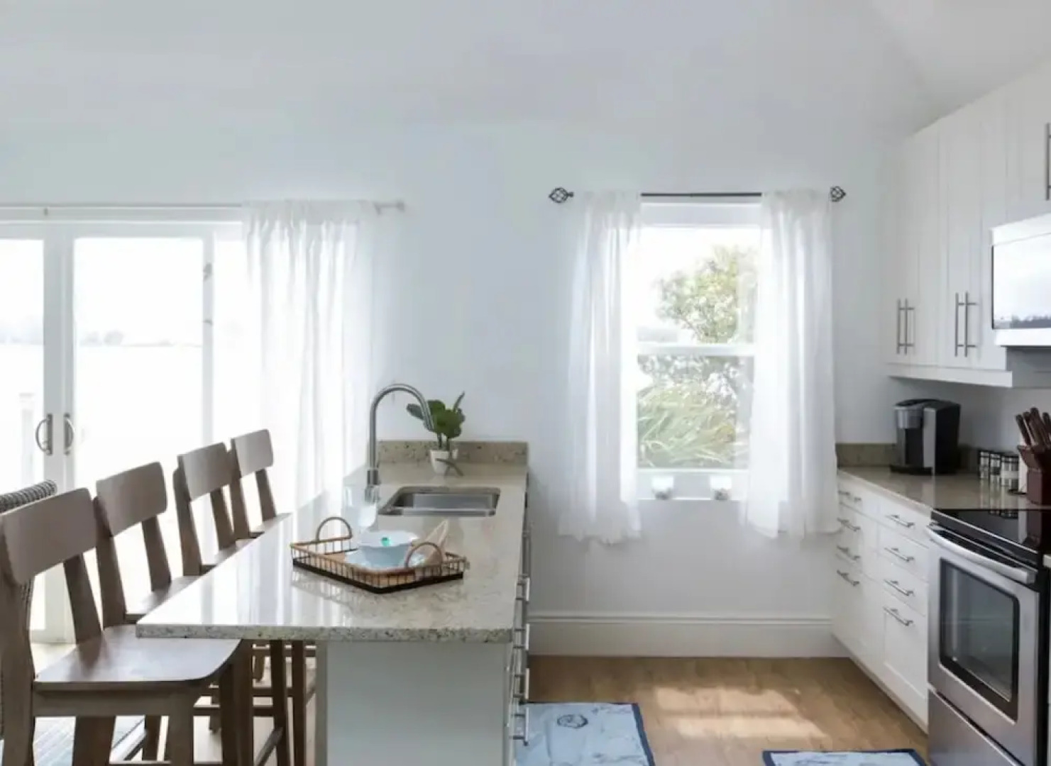 Modern Apartment St.Georges Bermuda