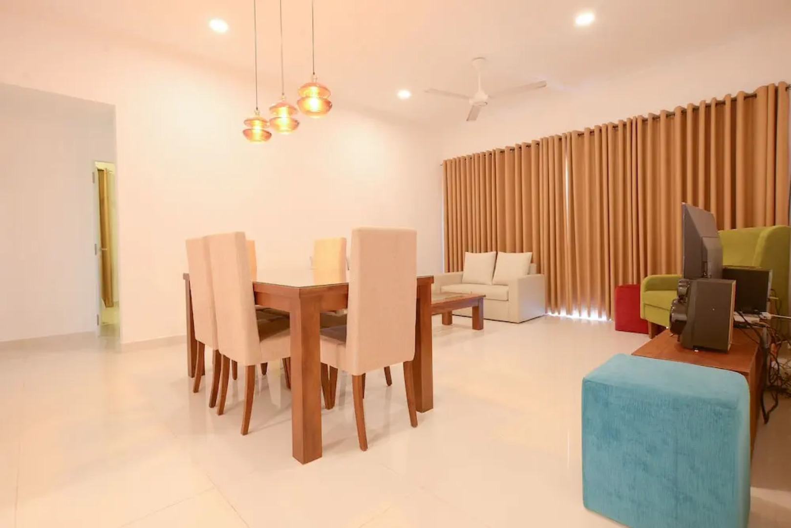 De Saram Residencies