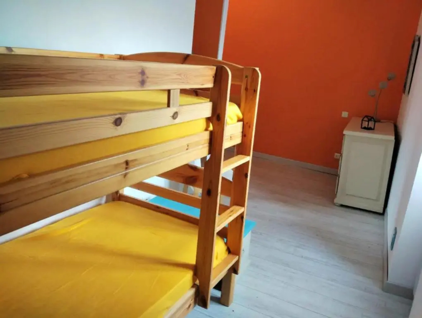 Maison de 3 chambres avec vue sur la ville terrasse amenagee et wifi a Mus