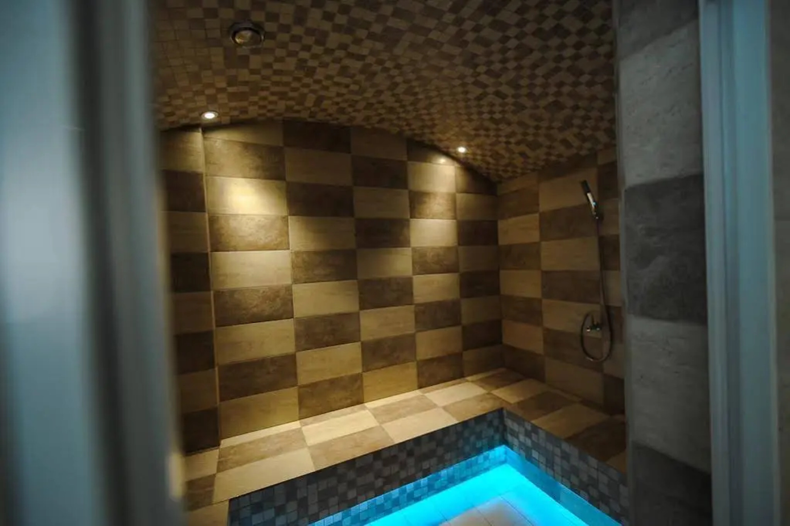 Hotel AMD