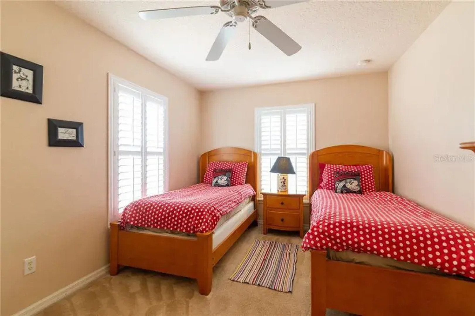 SR130SMW - 4 beds pool home - Close to all parks