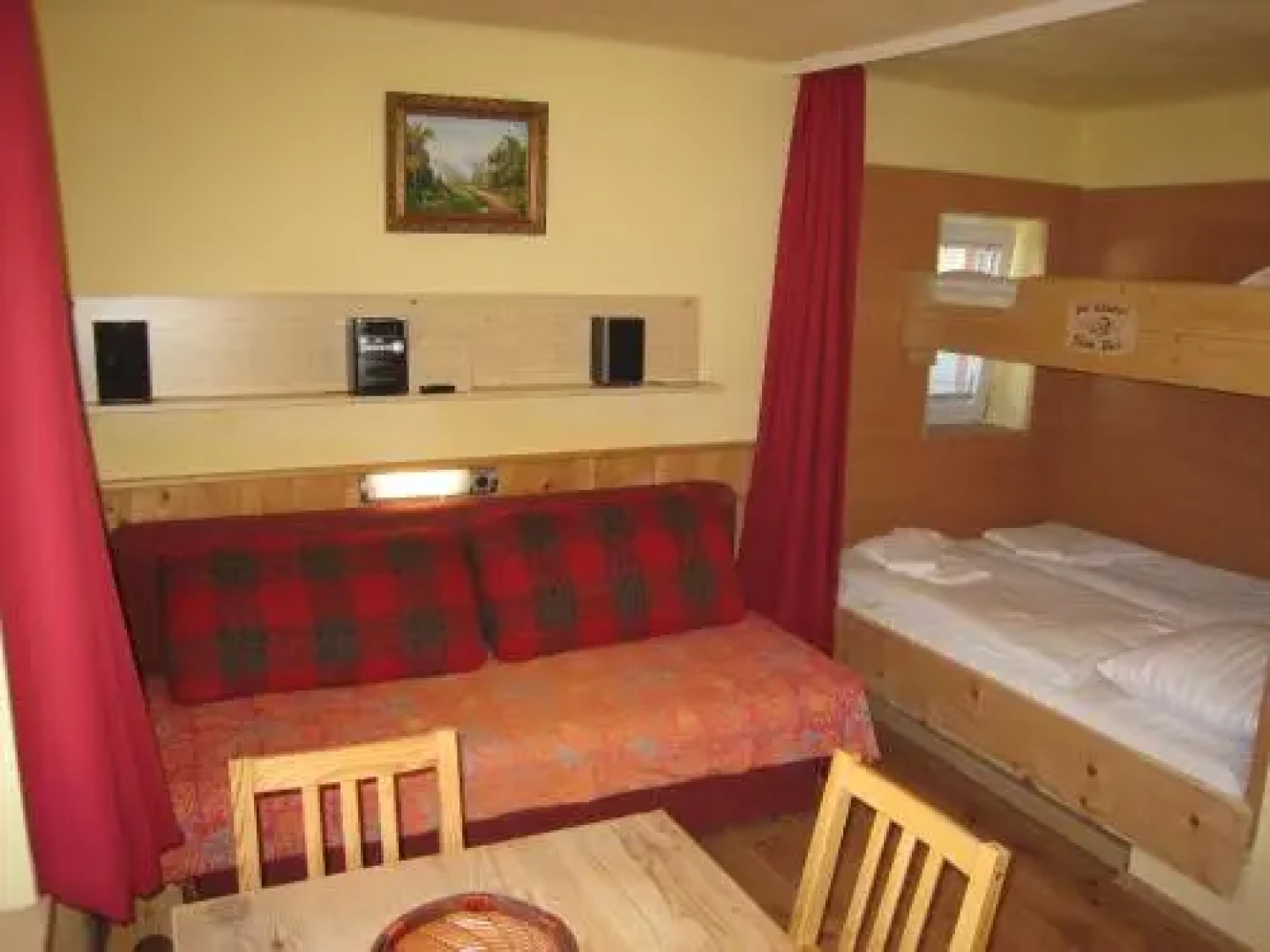 Studio Thompson by Alpen Apartments