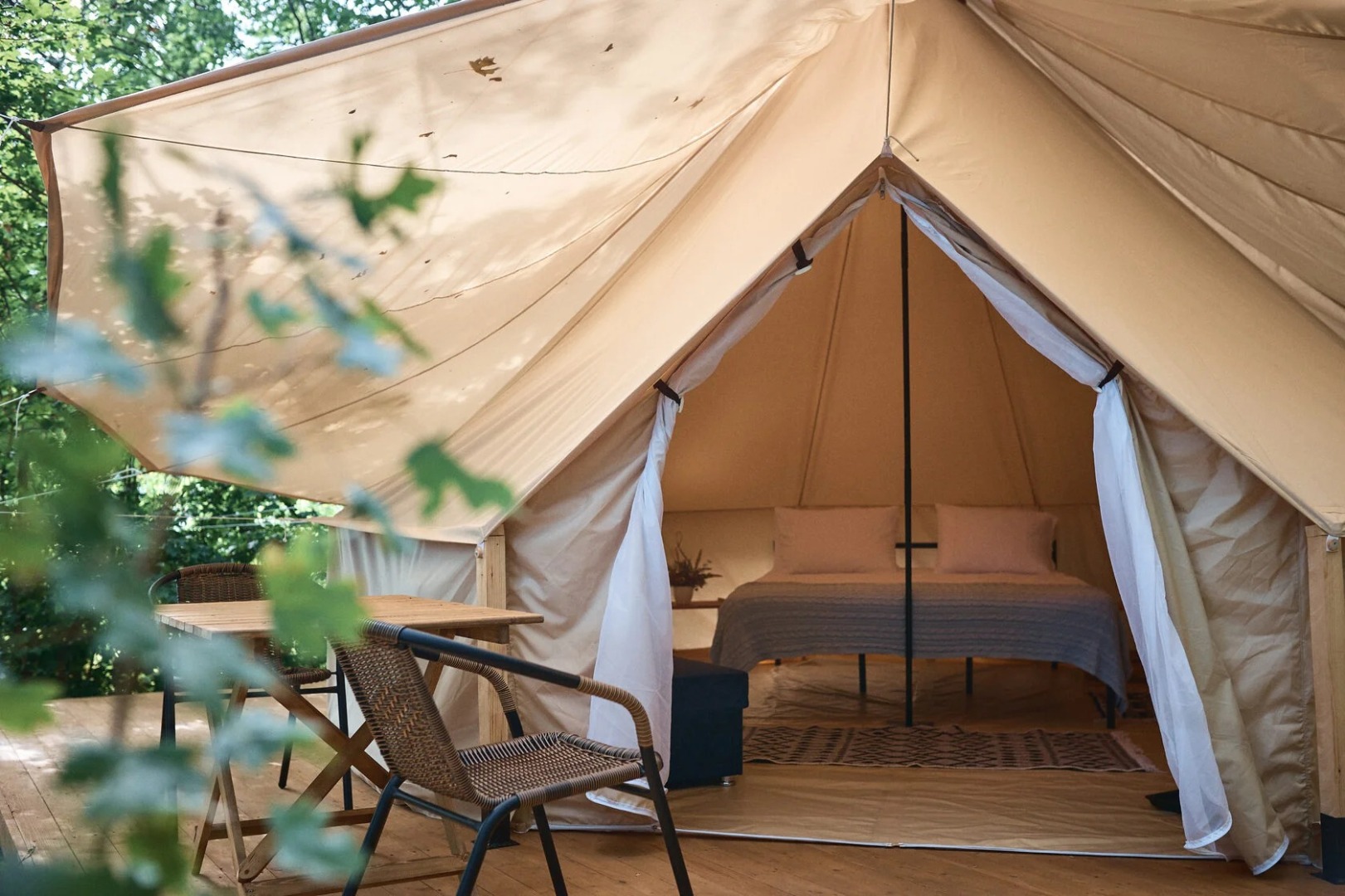 River Glamp (Ривер Глэмп)