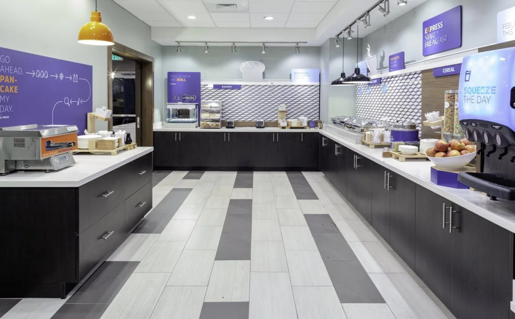 Holiday Inn Express & Suites Phoenix East - Gilbert by IHG