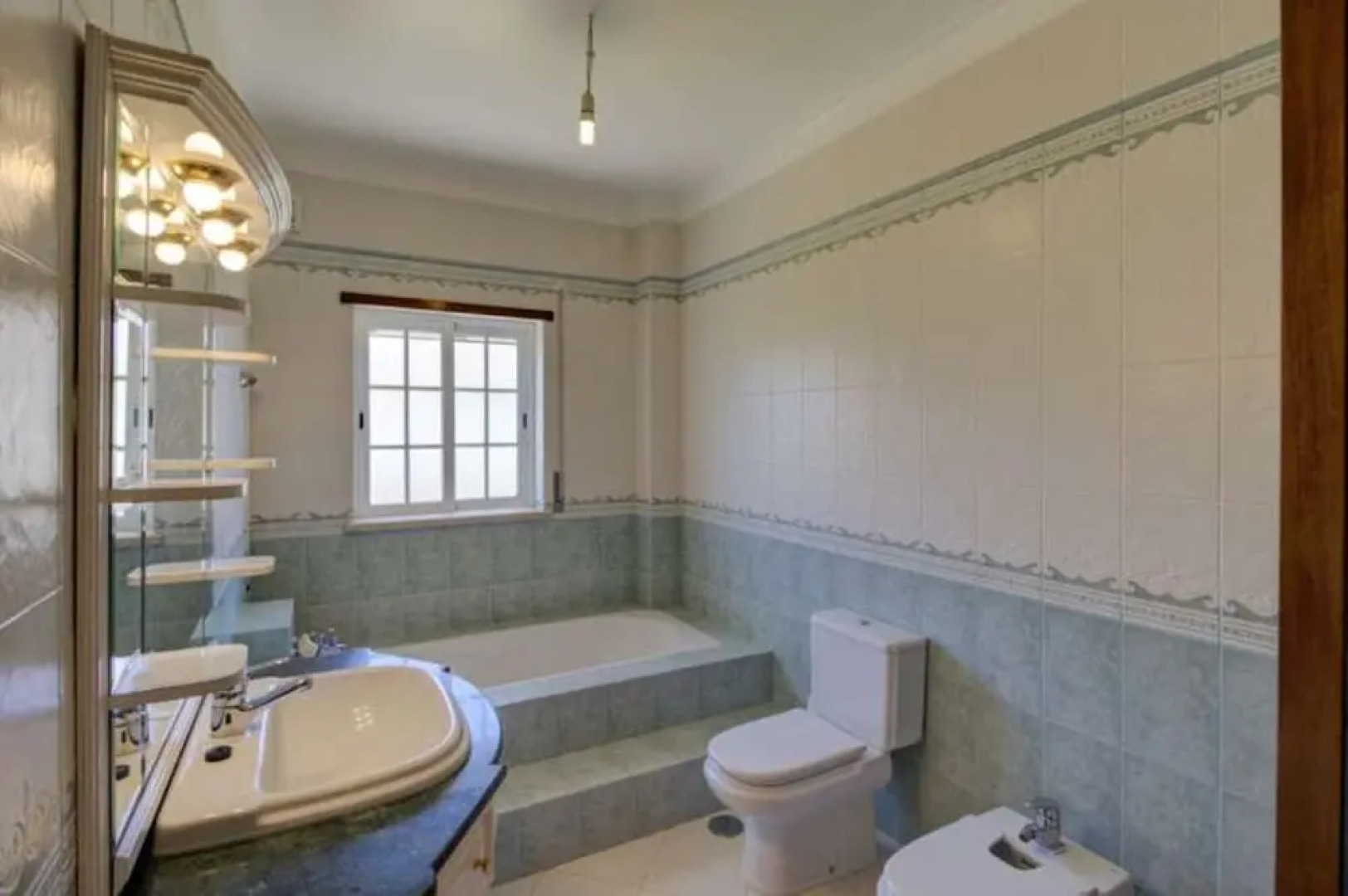 Villa - 6 Bedrooms with Pool and WiFi - 104371