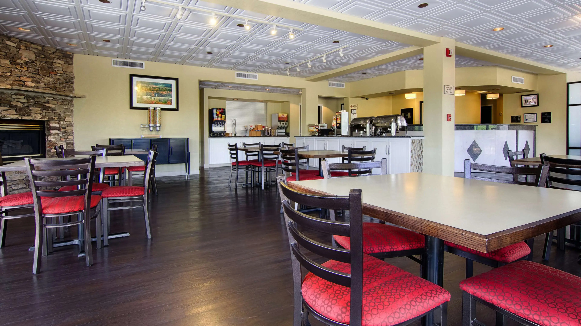 Best Western Cades Cove Inn