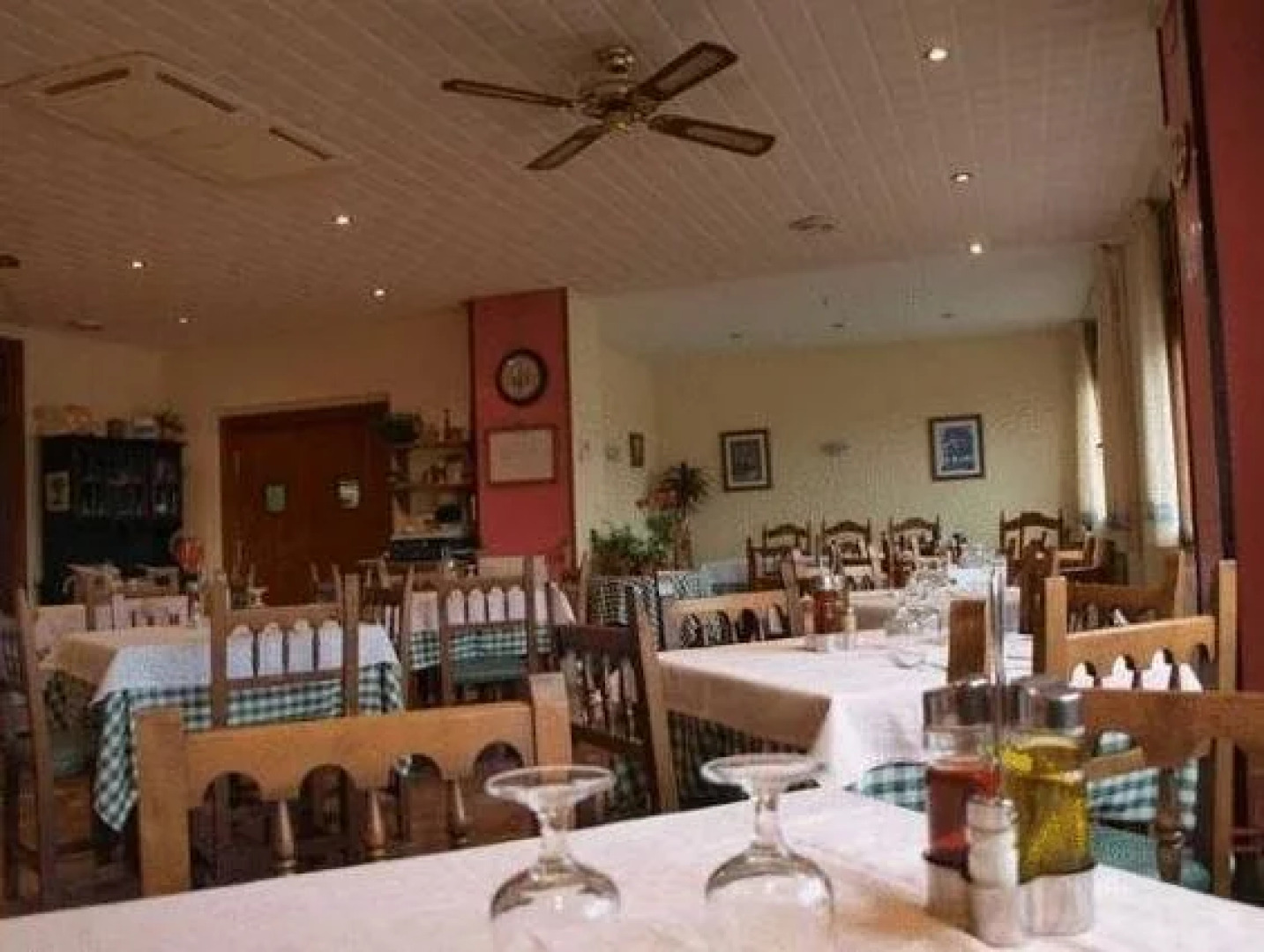 Hostal Pirineos Ainsa