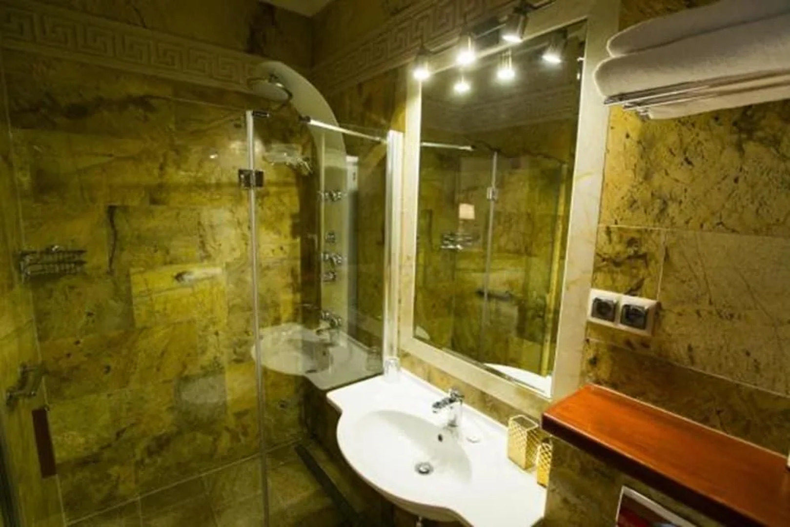 Hotel Ambasada Bolesławiec