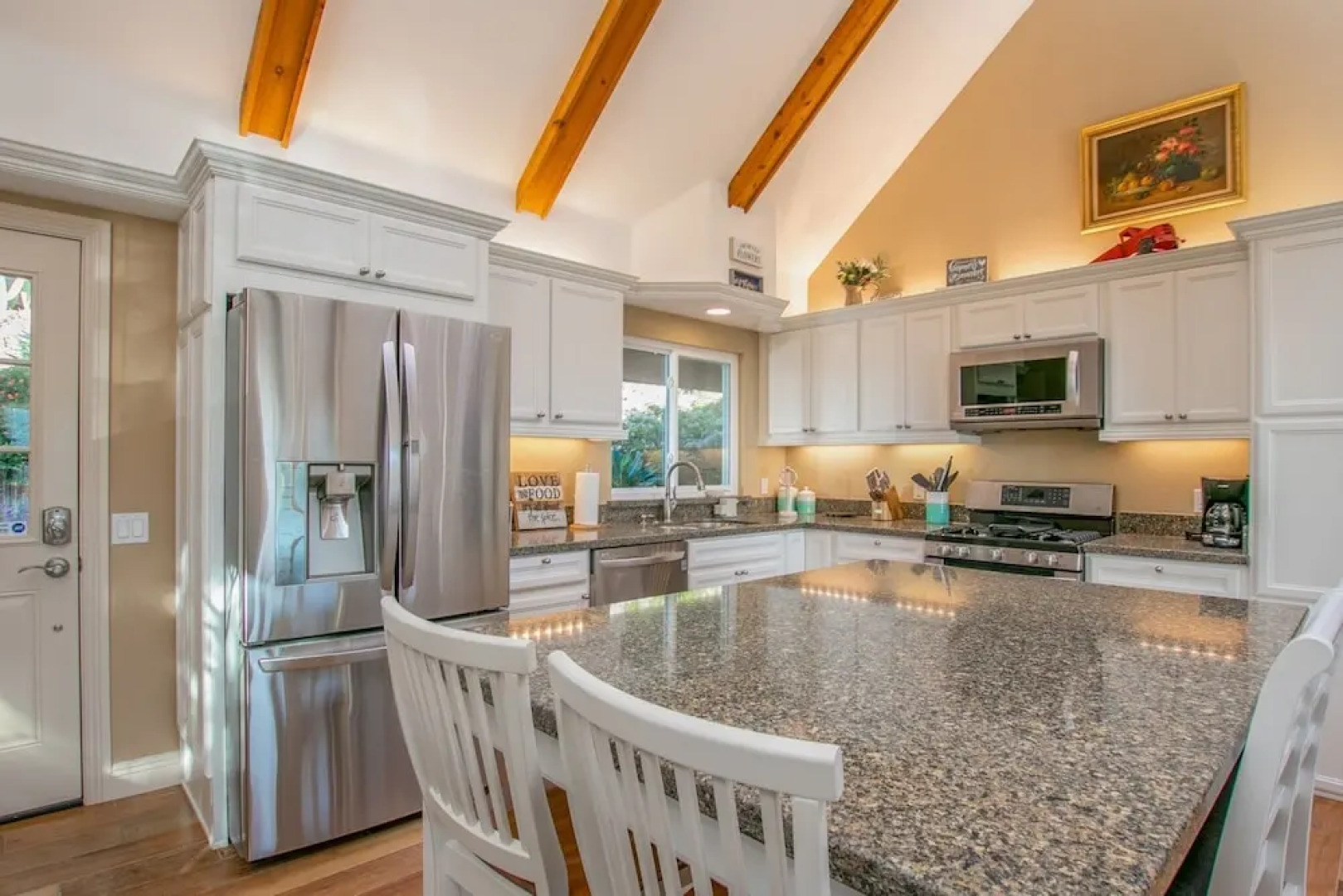 New Listing! Rainbow Heights W/ Hot Tub 4 Bedroom Home