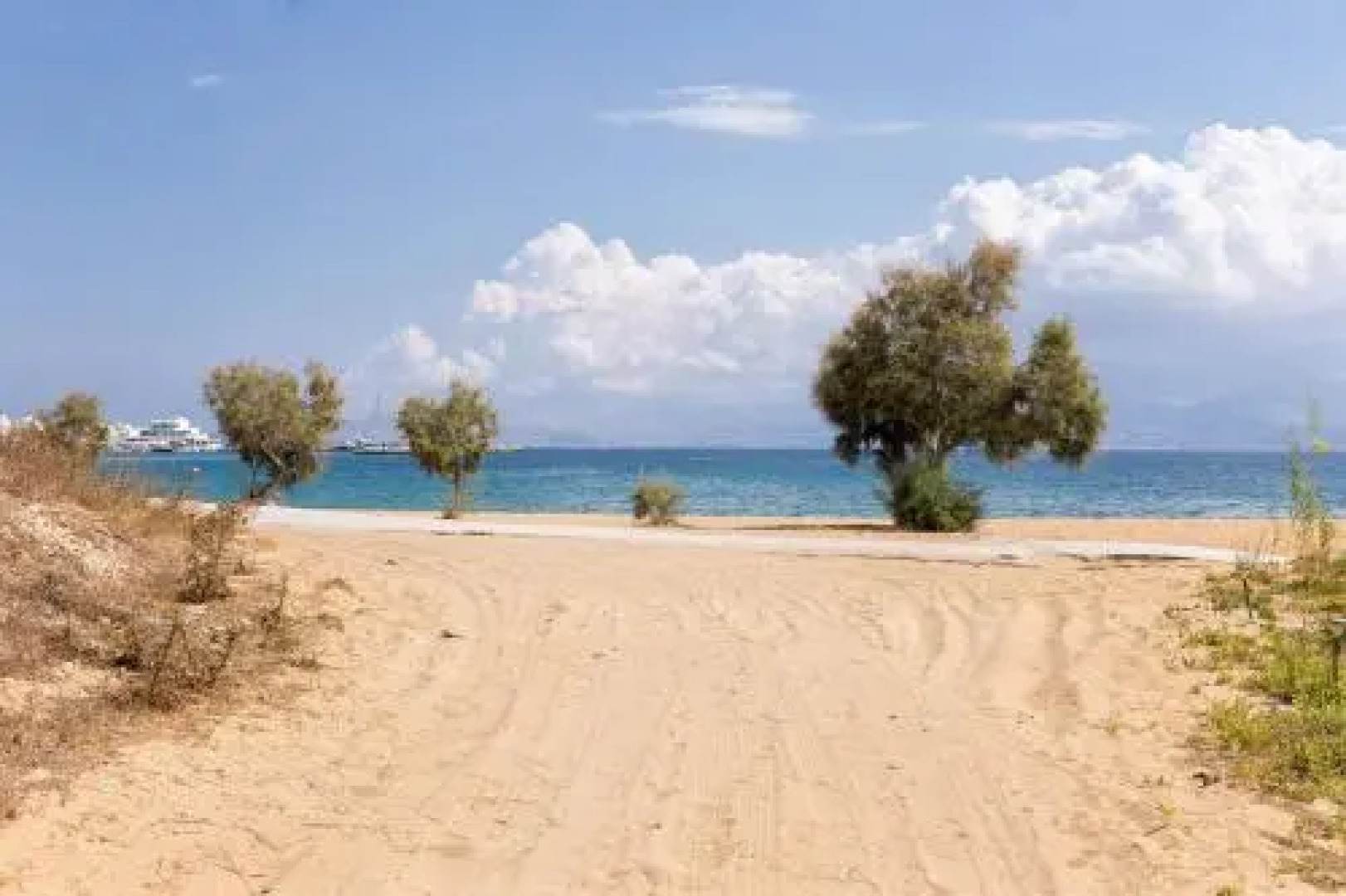Villa San Dimitrio House on the Beach