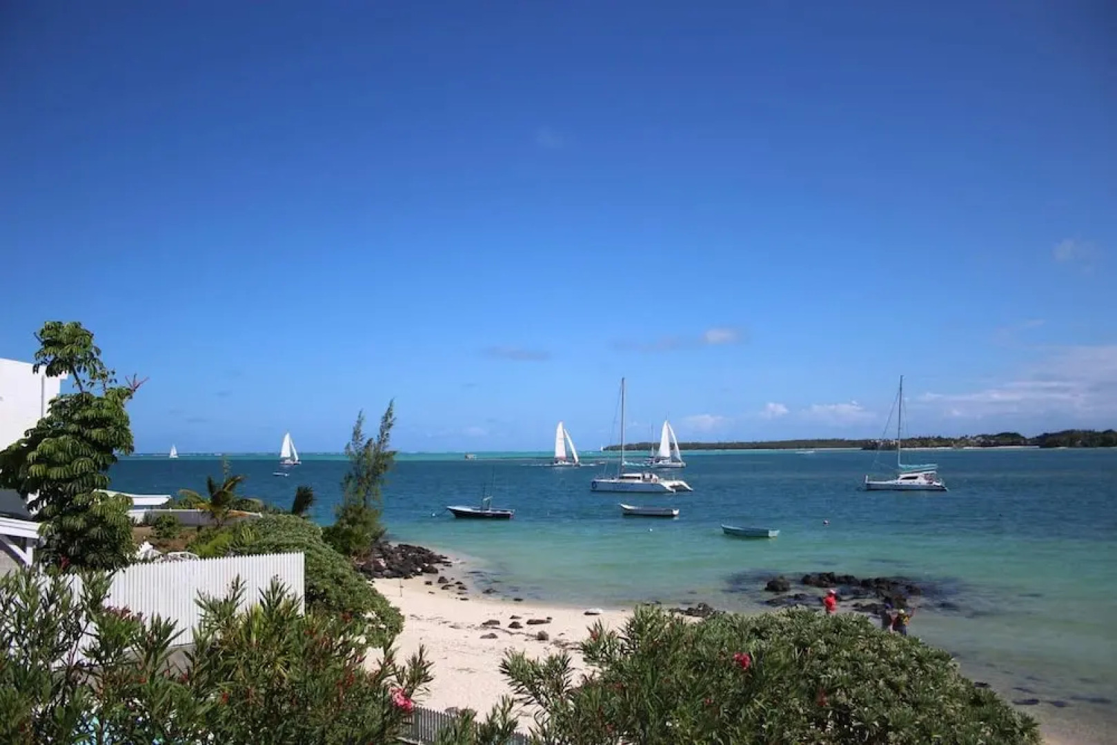 Apartment with 2 Bedrooms in Trou D'Eau Douce, with Wonderful Sea View, Furnished Terrace And Wifi