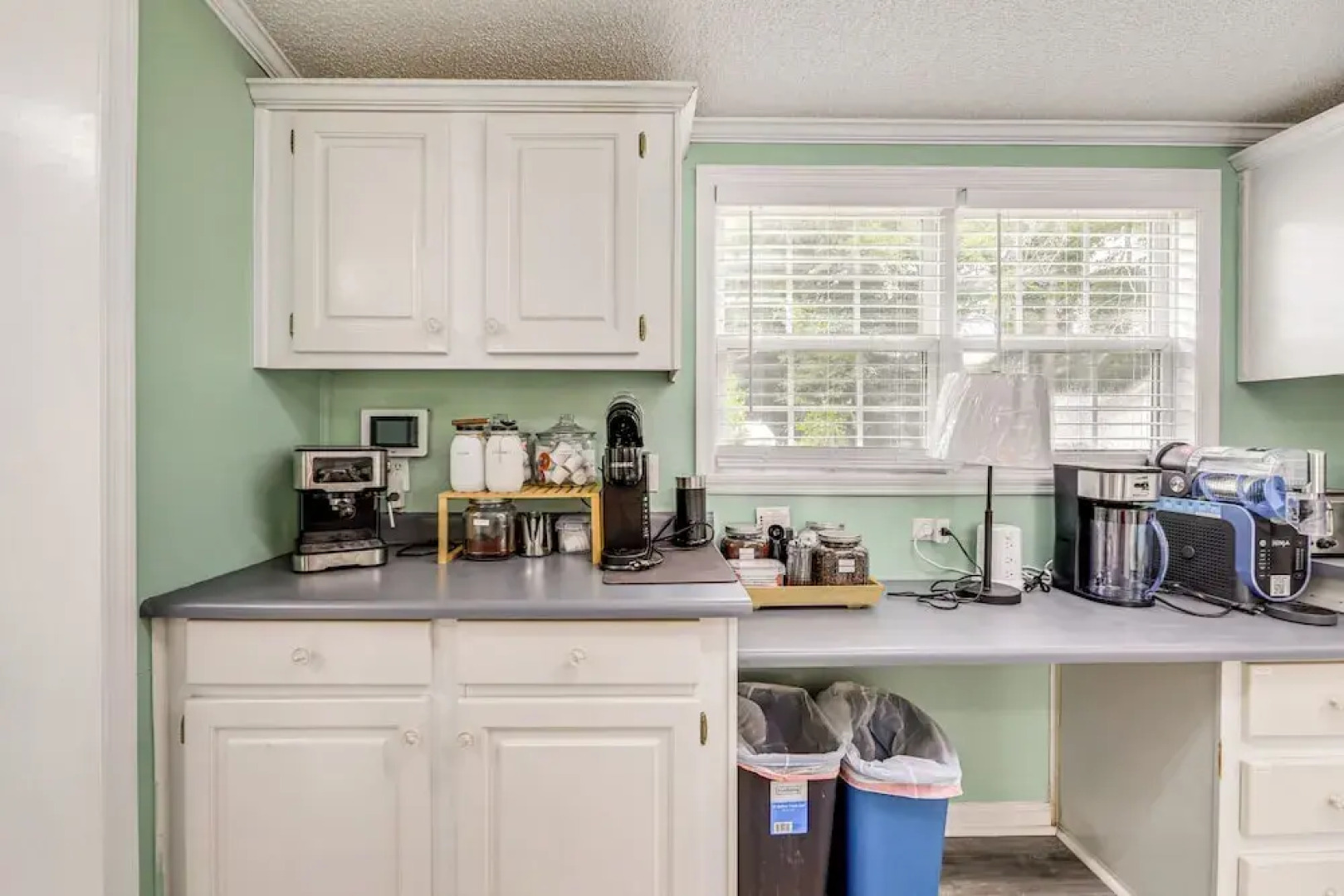 7 Mi to Beach! Sneads Ferry Family Home w/ Hot Tub