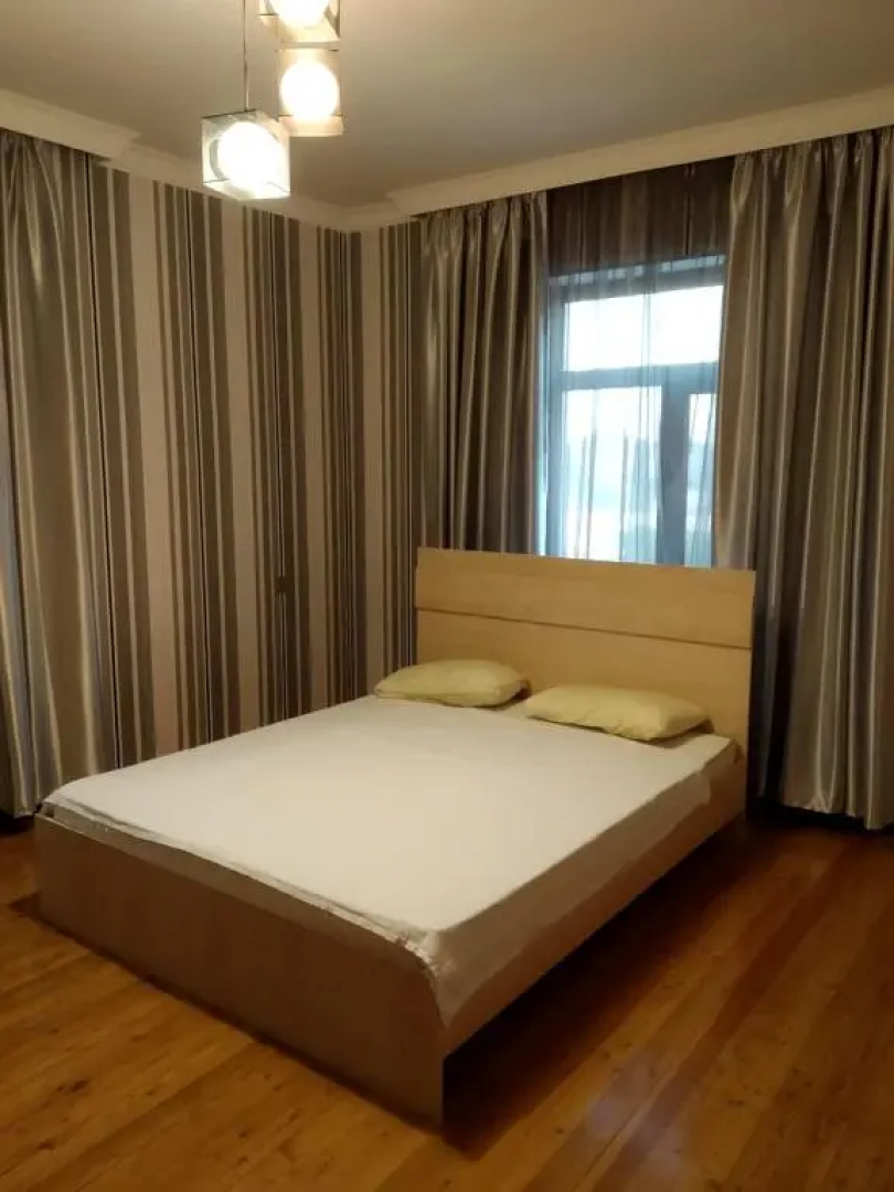 Cozy House in Bina, Bolluq