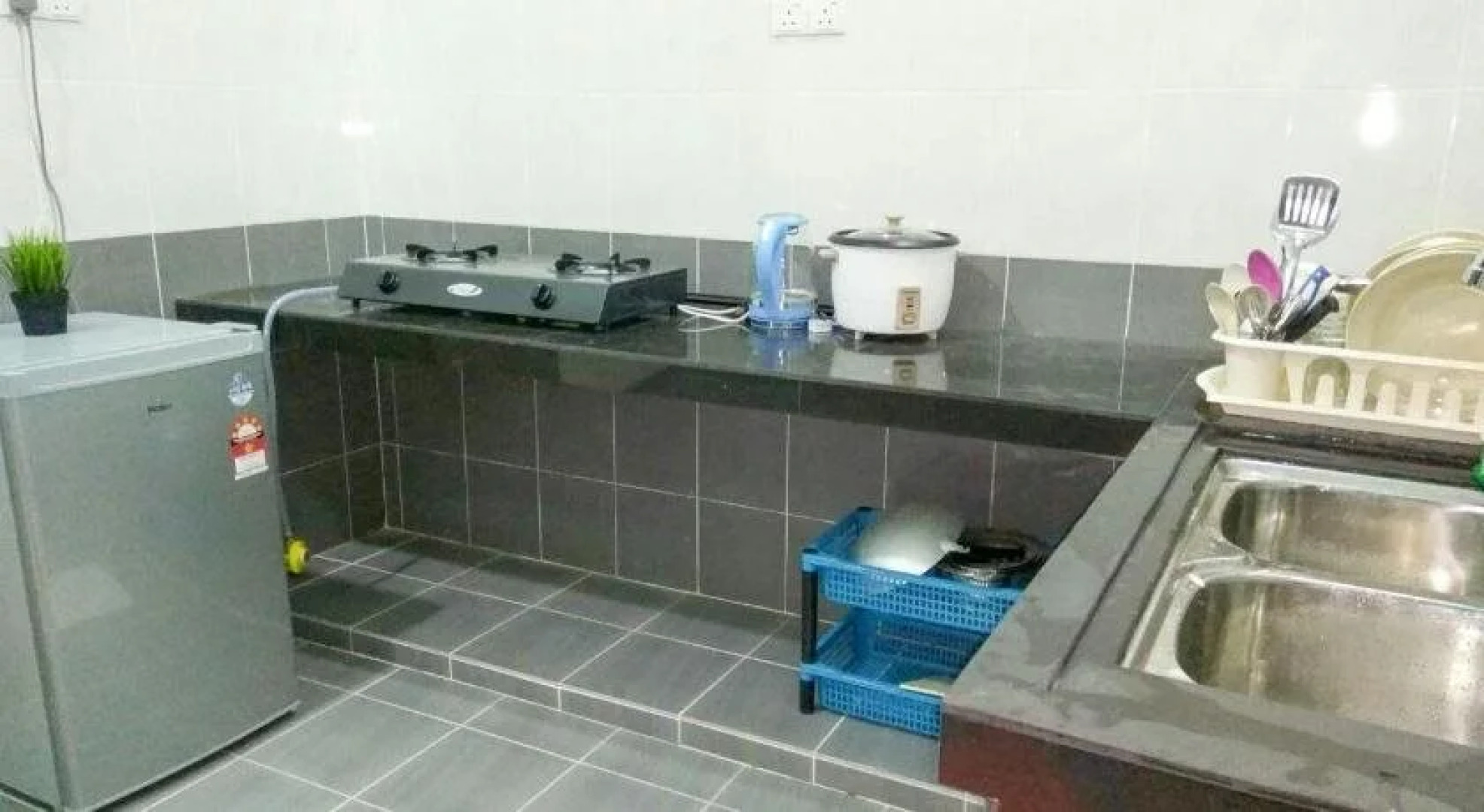 Anggun Beach Guest House Dungun