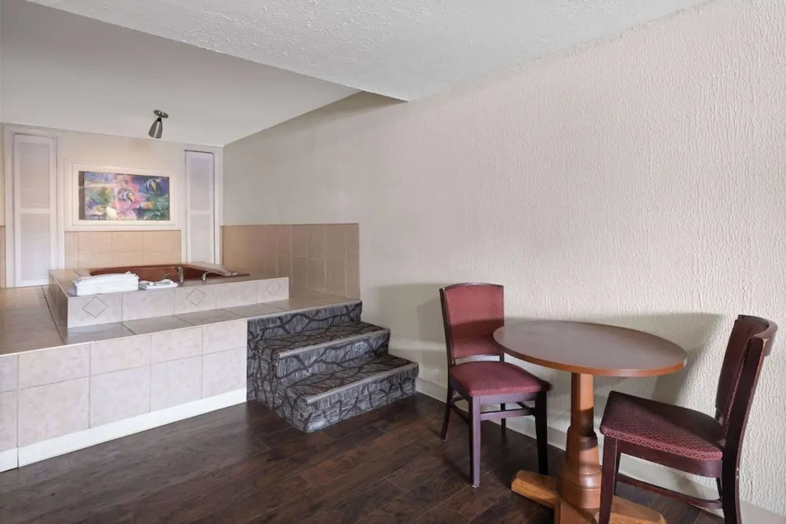 Super 8 by Wyndham Youngstown North