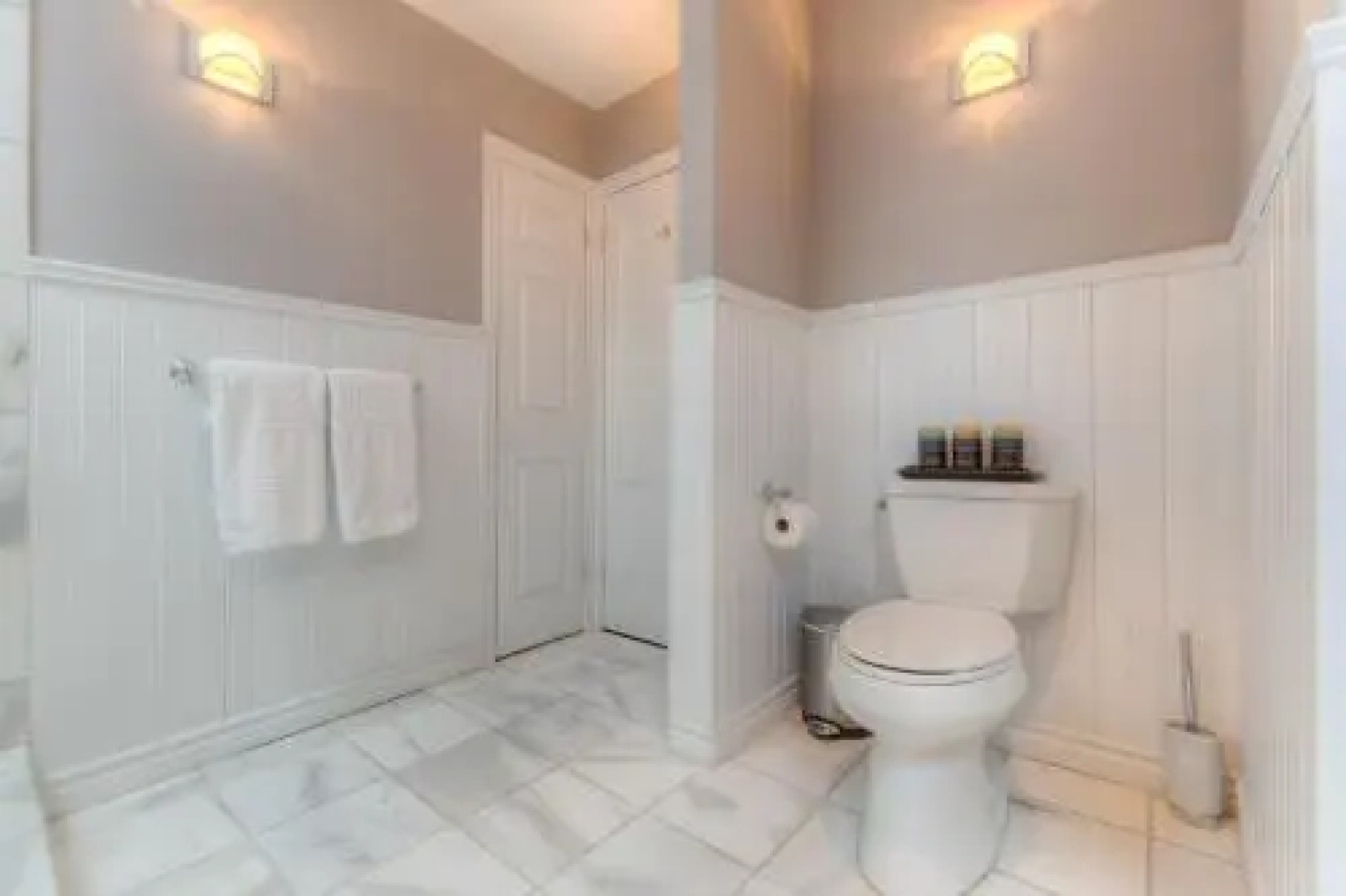 Downtown Luxury Victorian Retreat