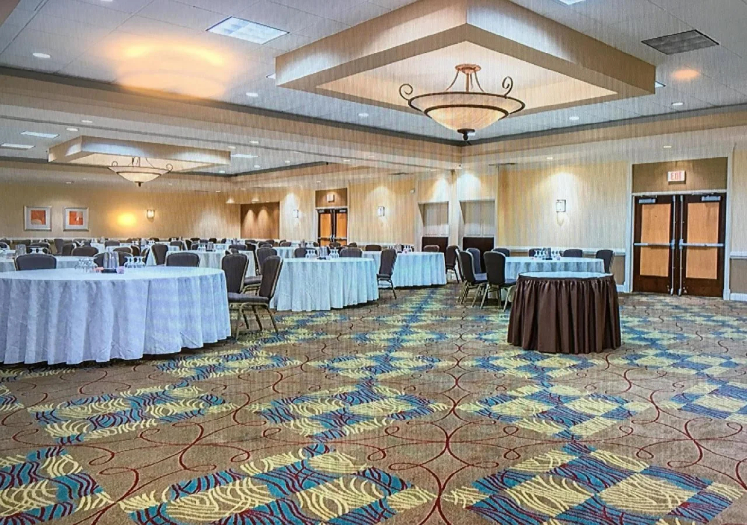 Crowne Plaza Hotel Philadelphia - Bucks County