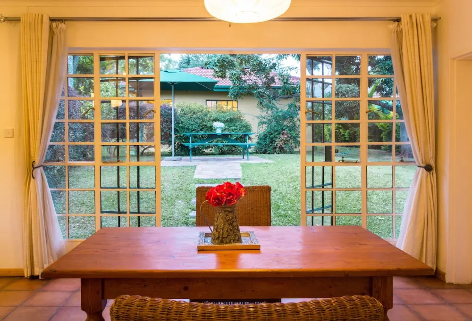 Jacana Gardens Guest Lodge