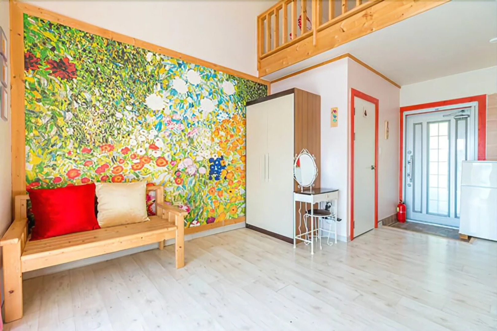 Goseong Sunshine Fullhouse Pension