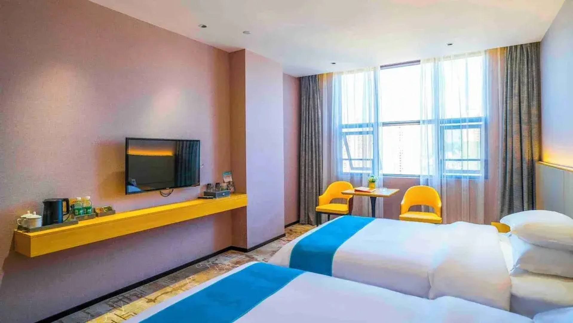 Yuntai Guanjing International Hotel