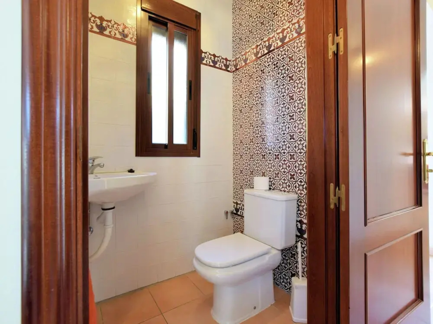 Comfortable Luxury Villa With Private Swimming Pool